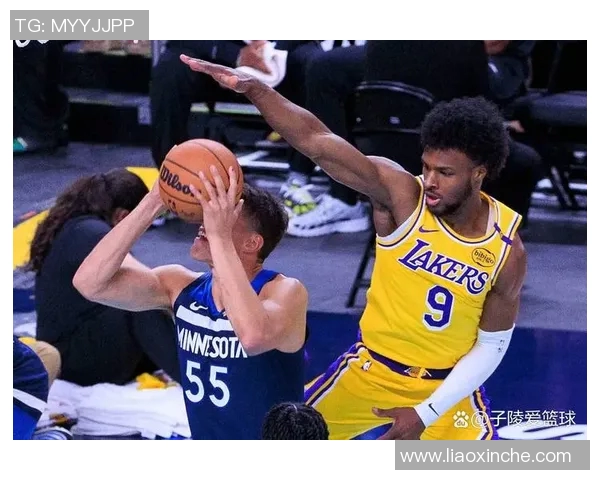 昔日恩怨再现！湖人与老队友狭路相逢