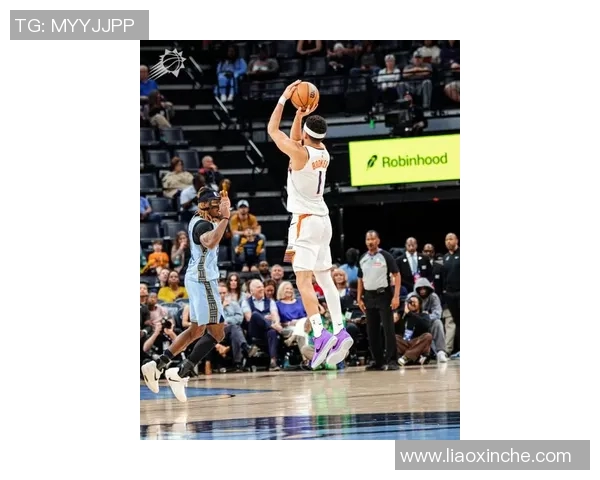 布克全场高光表现震撼登场火力全开进攻防守全面展现统治力